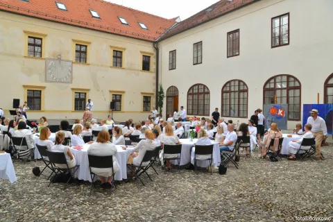 Doručak kod Krleže