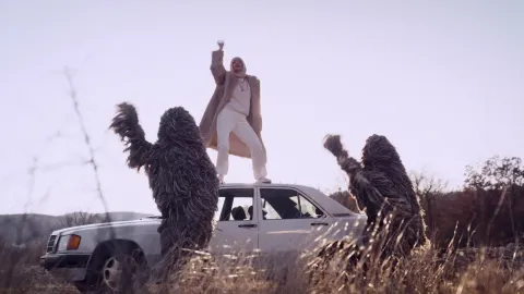smile and wave video still