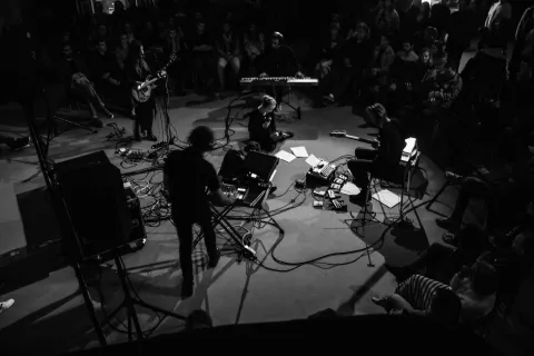 Gdje povlači&scaron; crtu?